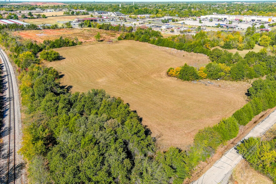 2117 N Randolph Dr, Oklahoma City, OK à vendre - Aérien – Image 2 sur 14
