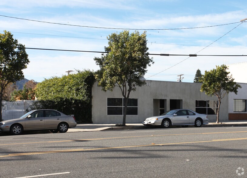 1546 Victory Blvd, Glendale, CA à louer - Photo principale – Image 1 sur 2
