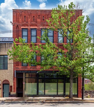 Plus de détails pour 18 Church St, Asheville, NC - Hôtellerie à vendre