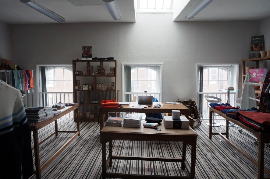 77 Wyle Cop, Shrewsbury à louer - Photo de l’immeuble – Image 3 sur 33
