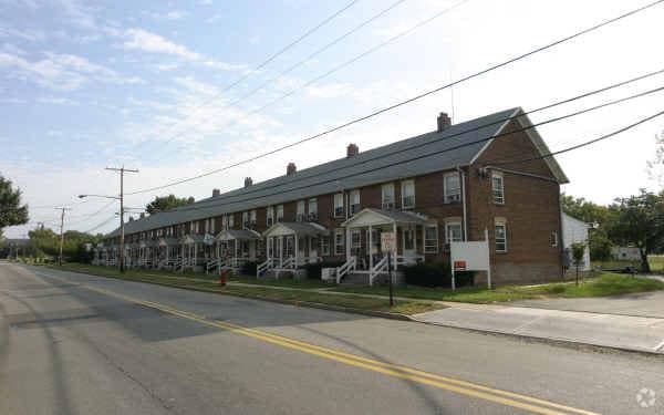 154-172 MacArthur Ave, Sayreville, NJ à vendre - Photo de l’immeuble – Image 3 sur 3