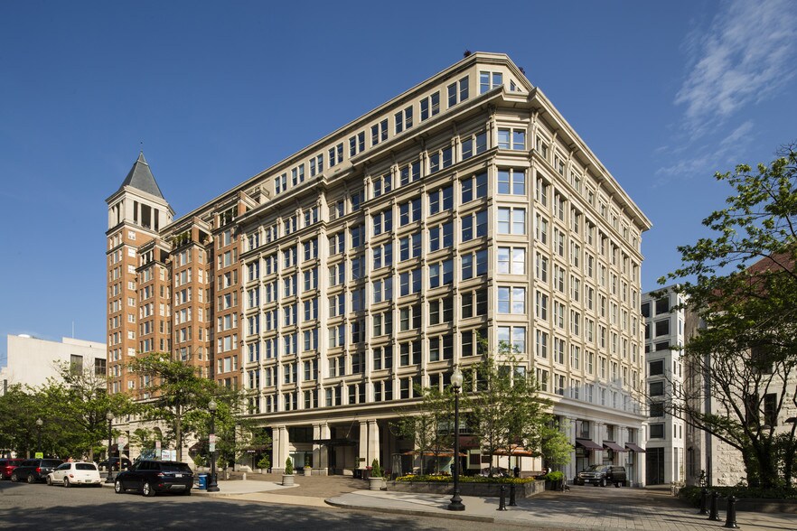601 Pennsylvania Ave NW, Washington, DC à louer - Photo de l’immeuble – Image 1 sur 12