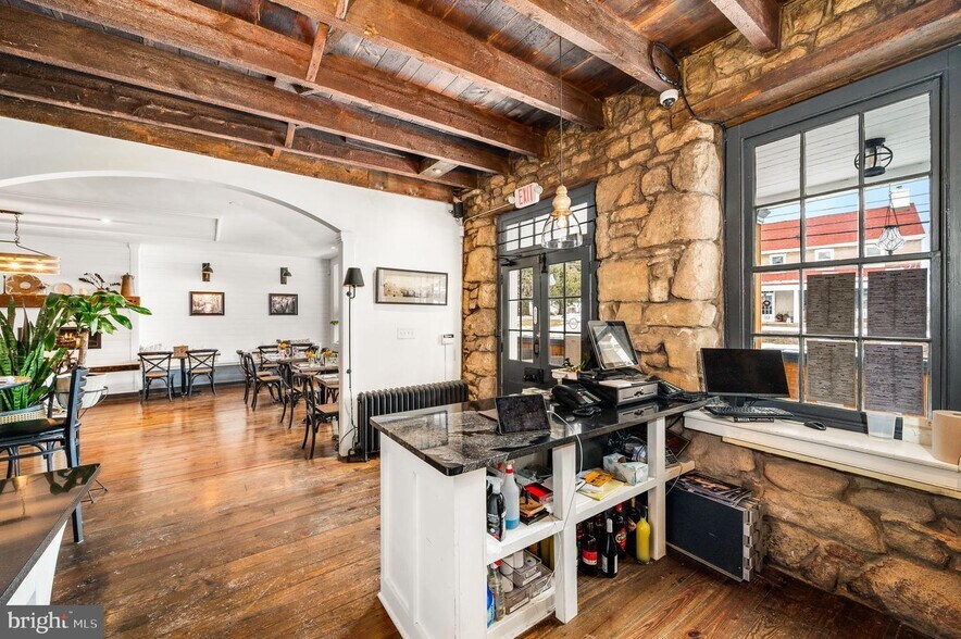 366 Ridge Rd, Spring City, PA à vendre - Photo de l’immeuble – Image 3 sur 29