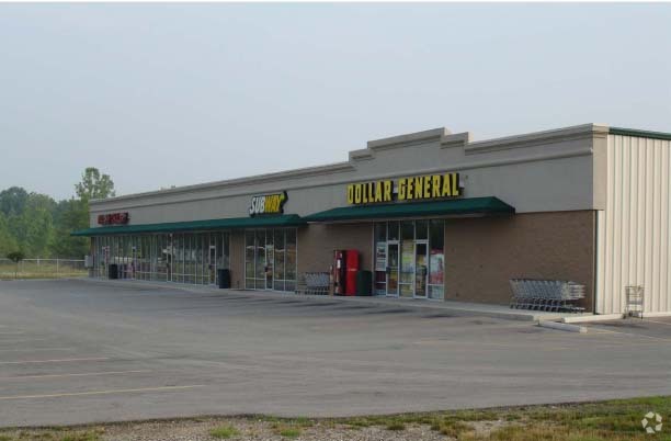 620-690 W Pendleton Ave, Lapel, IN à louer - Photo de l’immeuble – Image 2 sur 3
