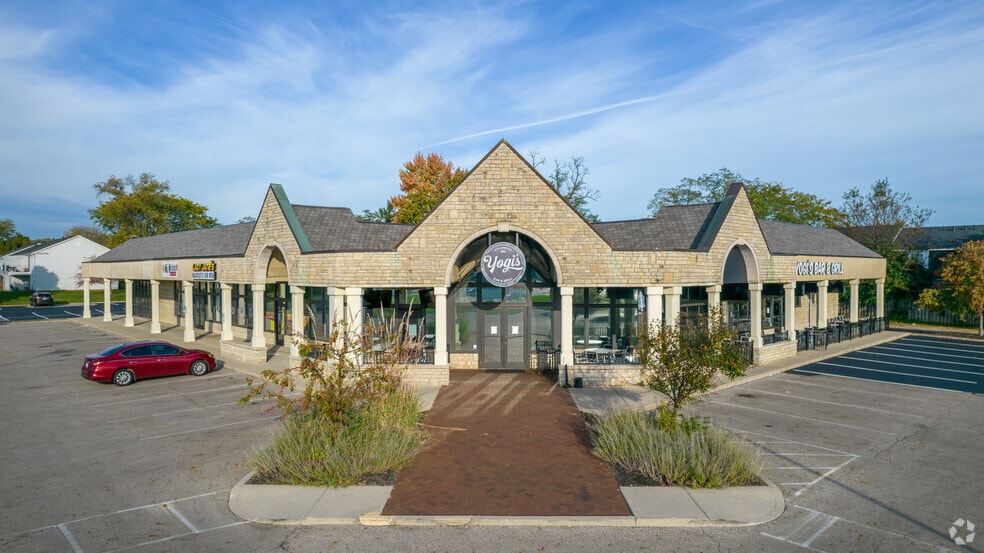 1126 W Henderson Rd, Columbus, OH à vendre - Photo principale – Image 1 sur 11