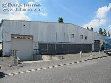 Industriel/Logistique dans Le Blanc-Mesnil à louer Photo de l’immeuble– Image 1 sur 12