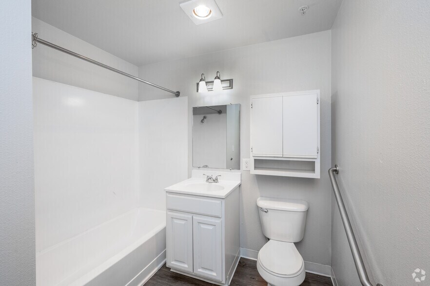 534-550 Capitol Way S, Olympia, WA à louer - Photo intérieure – Image 3 sur 13