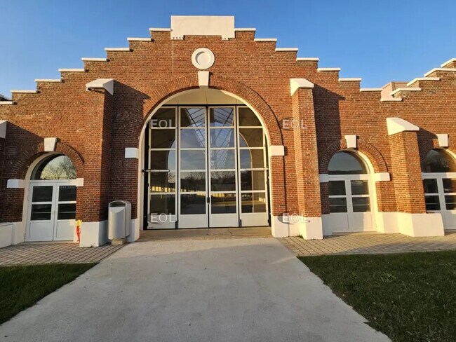 Plus de détails pour Industriel/Logistique à louer