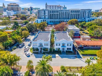 Plus de détails pour 320-324 Mendoza Ave, Miami, FL - Logement à vendre