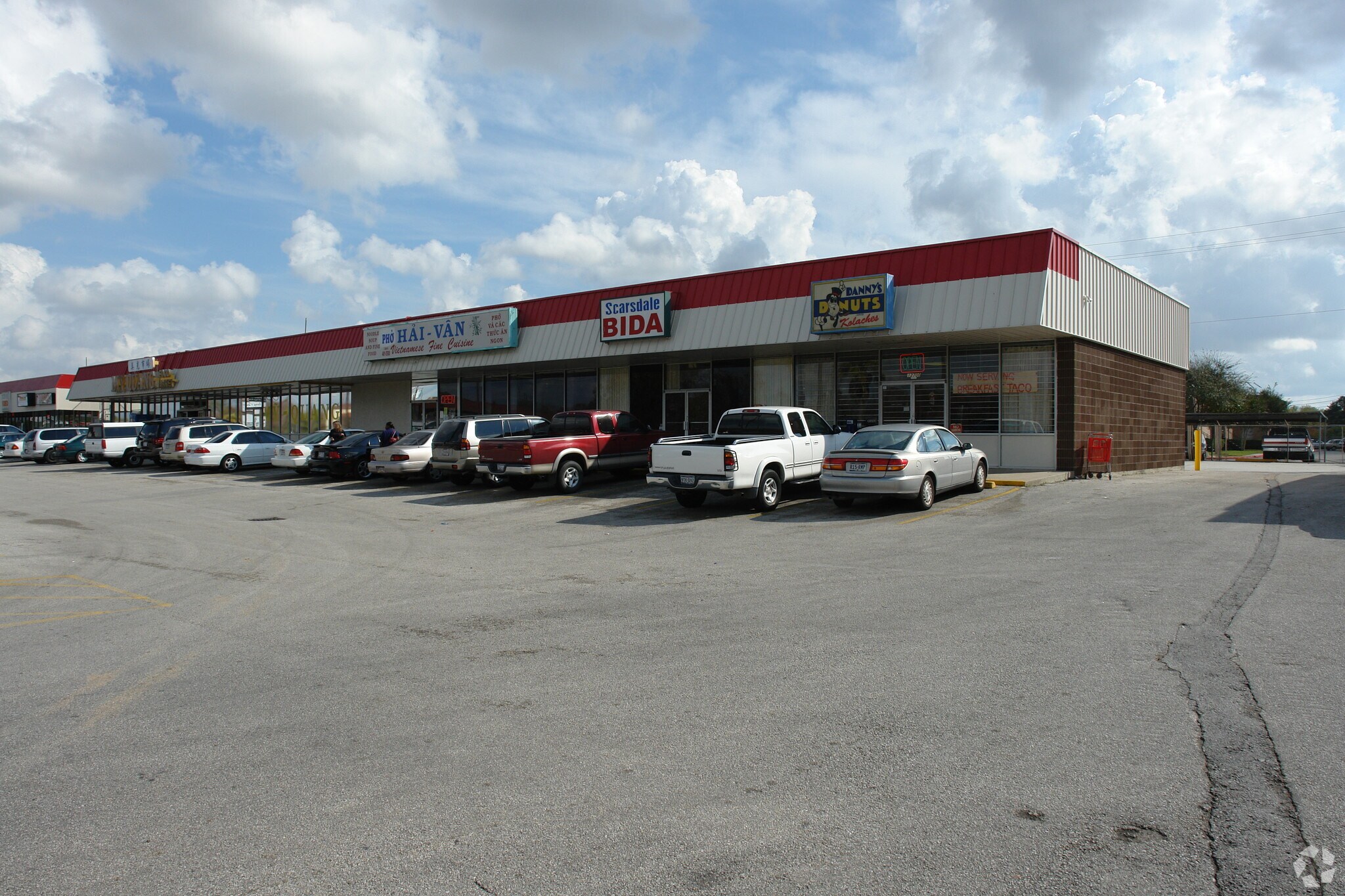 12700 Scarsdale Blvd, Houston, TX à vendre Photo principale– Image 1 sur 128