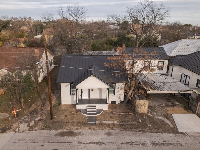 110 Muth, San Antonio, TX à vendre - Photo principale – Image 3 sur 34