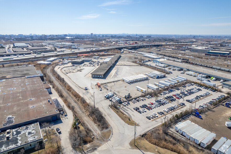 101 Doney Cres, Vaughan, ON à louer - Photo principale – Image 1 sur 2