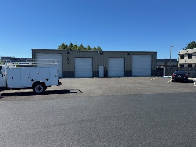 27150 NE 10th Ave, Ridgefield, WA à louer - Photo de l’immeuble – Image 2 sur 2