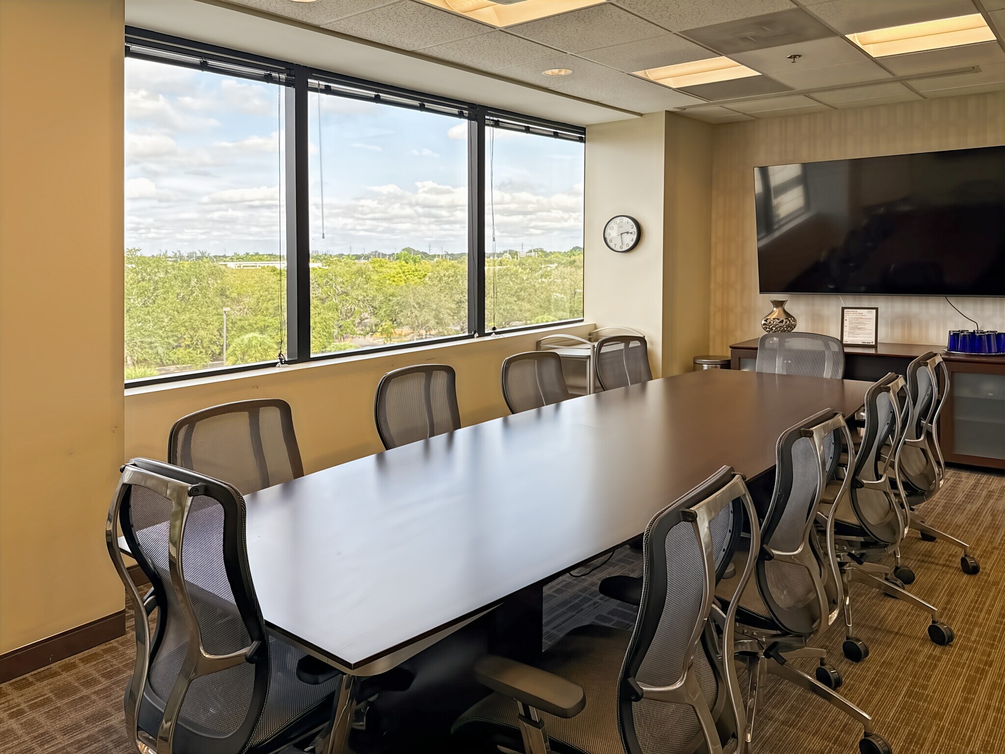 7900 Oak Ln, Miami Lakes, FL à louer Photo intérieure– Image 1 sur 13