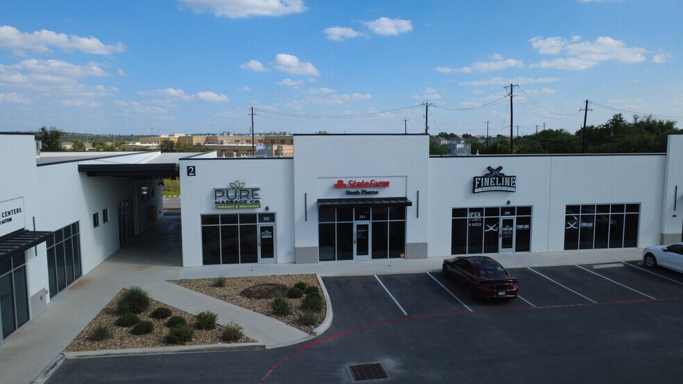 Old FM Hwy 471 & Sawmill Grade, San Antonio, TX à louer - Photo de l’immeuble – Image 3 sur 18