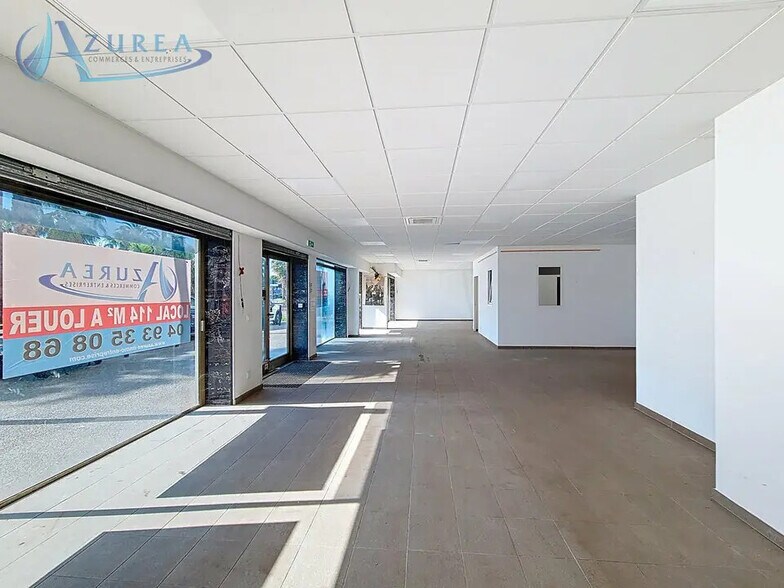 Local commercial dans Nice à louer - Photo de l’immeuble – Image 2 sur 9