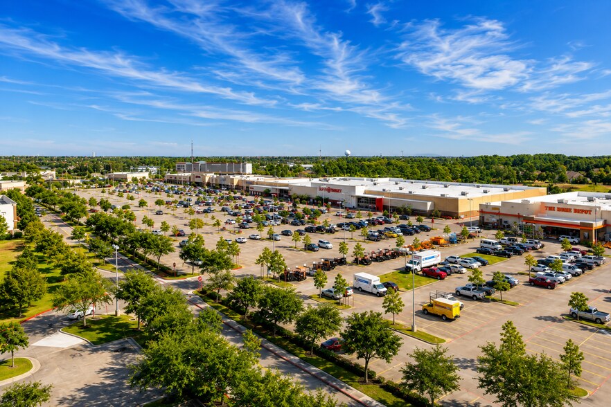 I 45, League City, TX à louer - Photo de l’immeuble – Image 3 sur 59