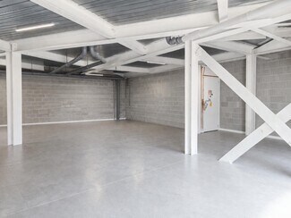 Plus de détails pour 110-120 Ocean Dr, Edinburgh - Local commercial à louer