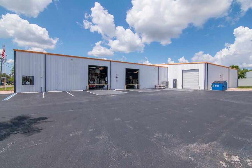 2401 Destiny Way, Odessa, FL à louer - Photo de l’immeuble – Image 3 sur 35