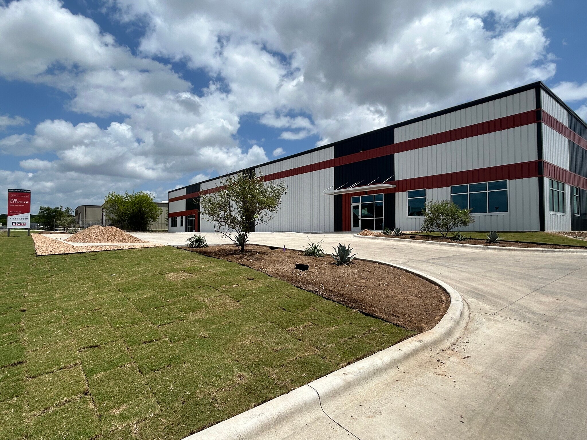 8602 Lava Hill Rd, Austin, TX à vendre Photo de l’immeuble– Image 1 sur 13