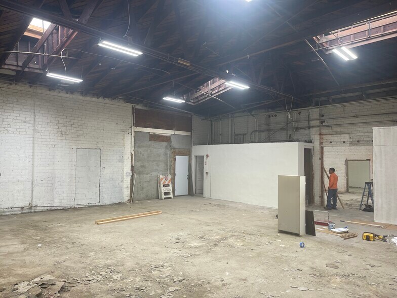 3431 E 15th St, Los Angeles, CA à louer - Photo de l’immeuble – Image 2 sur 10