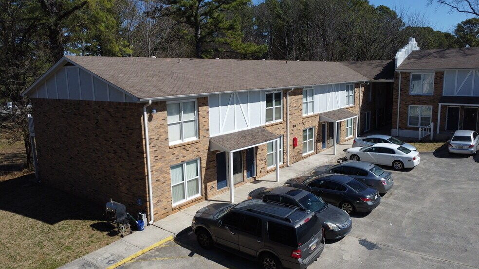 4516 Bonnell Dr NW, Huntsville, AL à vendre - Photo de l’immeuble – Image 2 sur 5