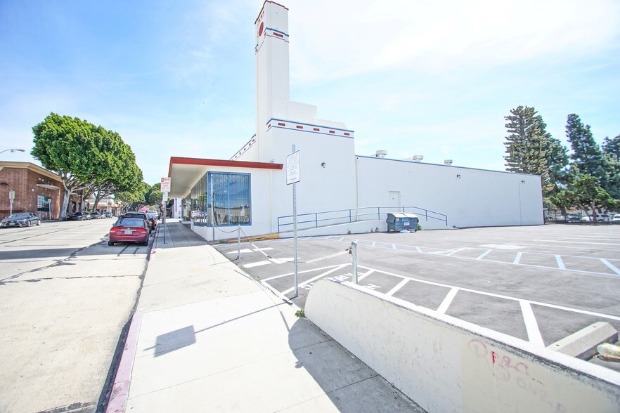 12908 Bailey St, Whittier, CA à vendre - Photo de l’immeuble – Image 3 sur 13