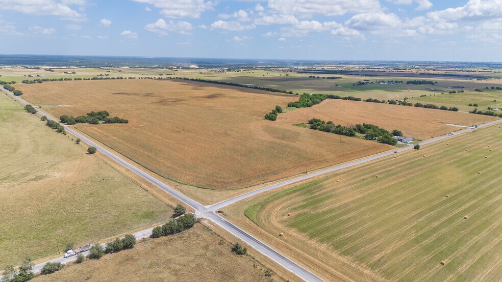 4801 County Road 239, Jarrell, TX à vendre - Photo de l’immeuble – Image 2 sur 7