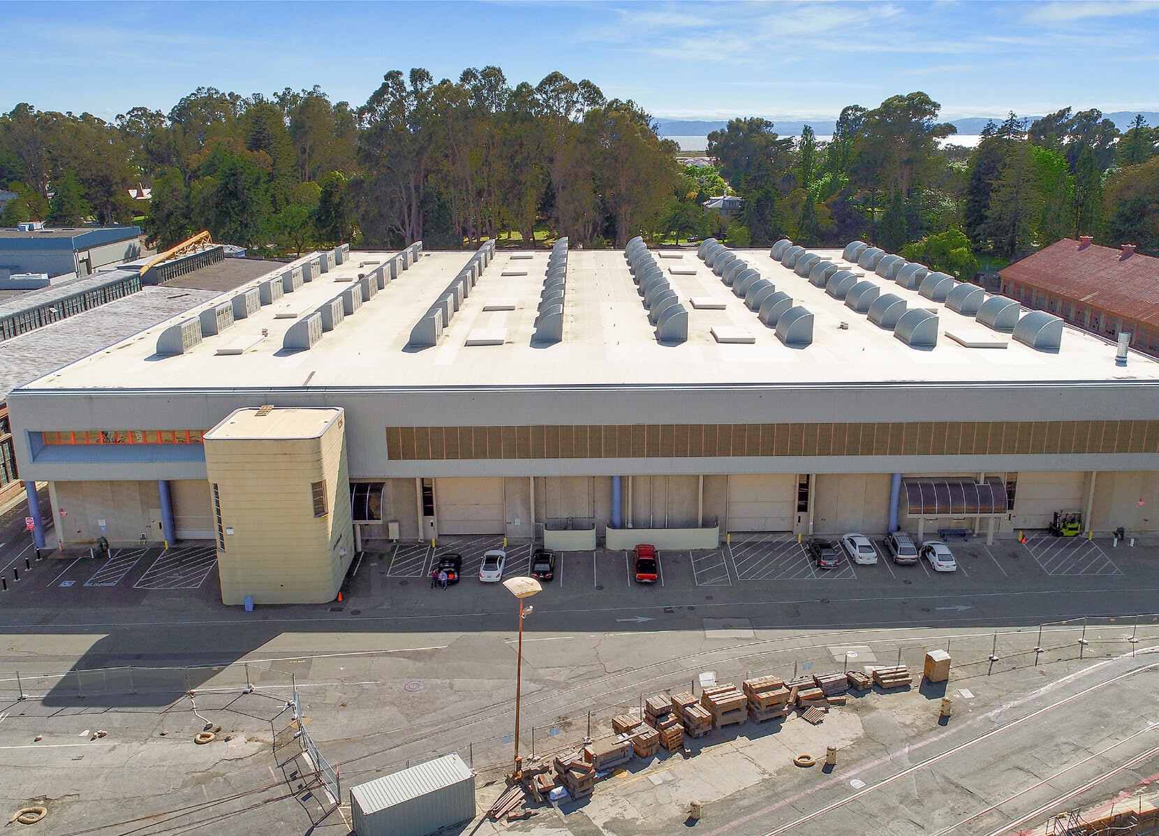 1101 Nimitz Ave, Vallejo, CA à louer Photo intérieure– Image 1 sur 7