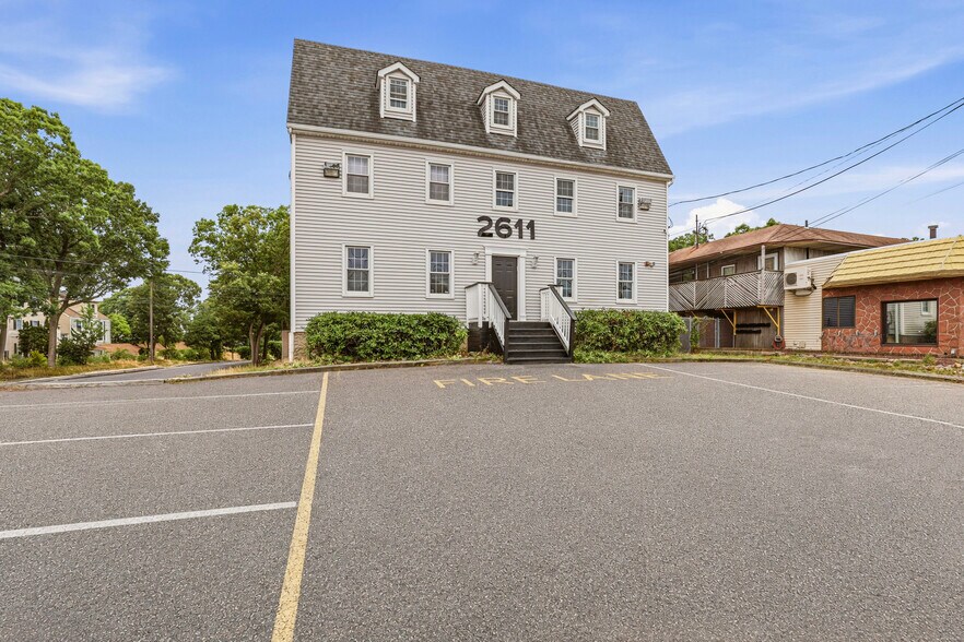 2611 Route 37 E, Toms River, NJ à vendre - Photo de l’immeuble – Image 2 sur 36