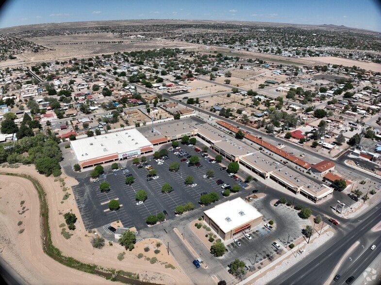 3211-3231 Coors Blvd SW, Albuquerque, NM à louer – Image 2 sur 34