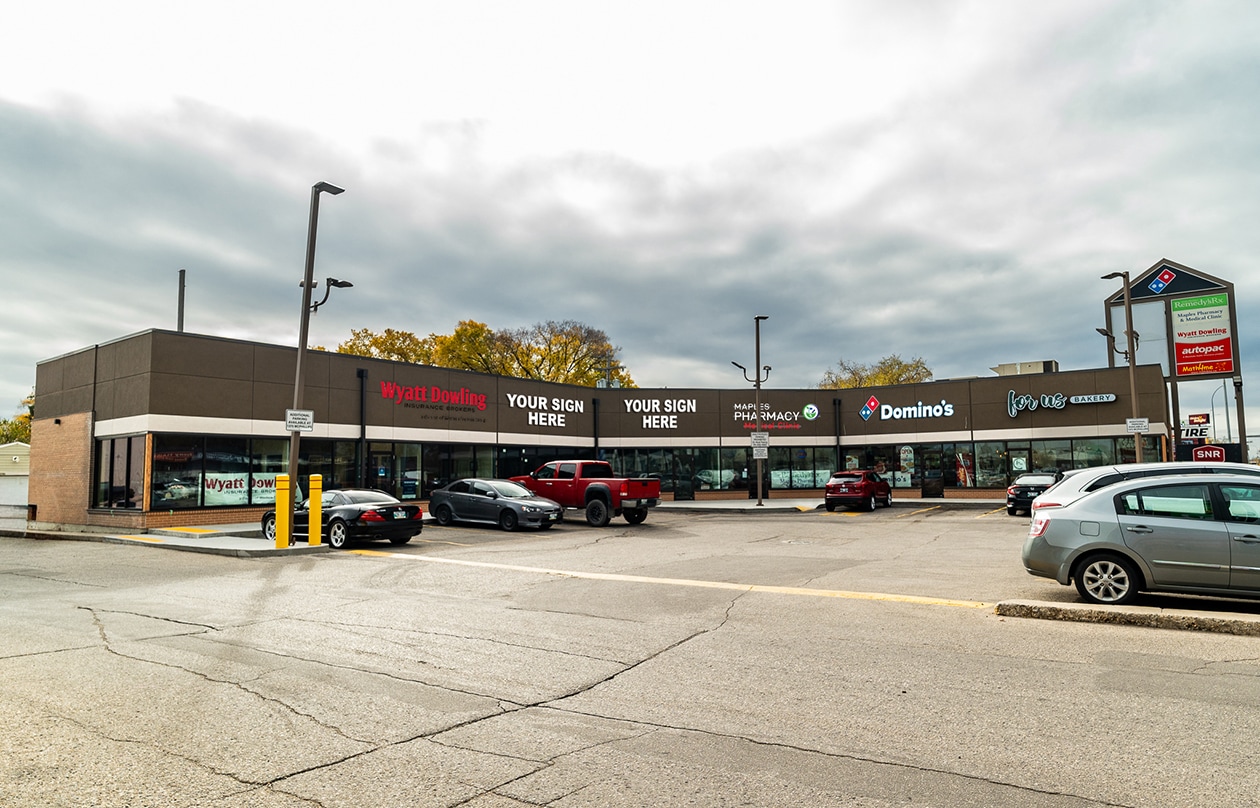 1353 Mcphillips St, Winnipeg, MB à louer Photo principale– Image 1 sur 4