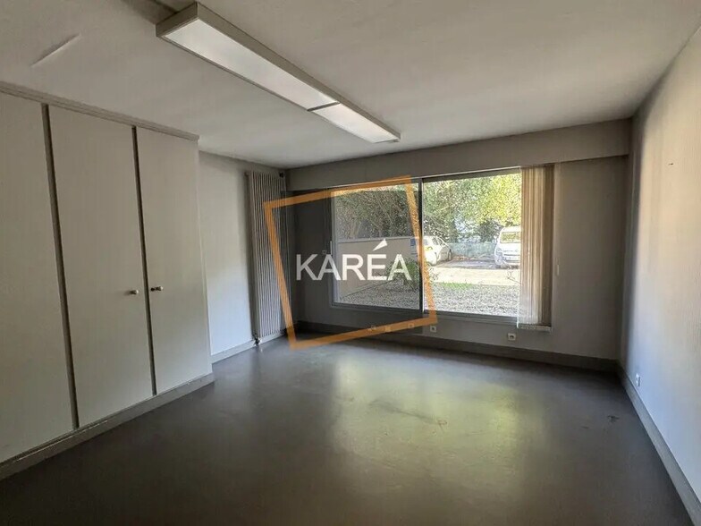 Bureau dans Meaux à vendre - Photo de l’immeuble – Image 1 sur 5