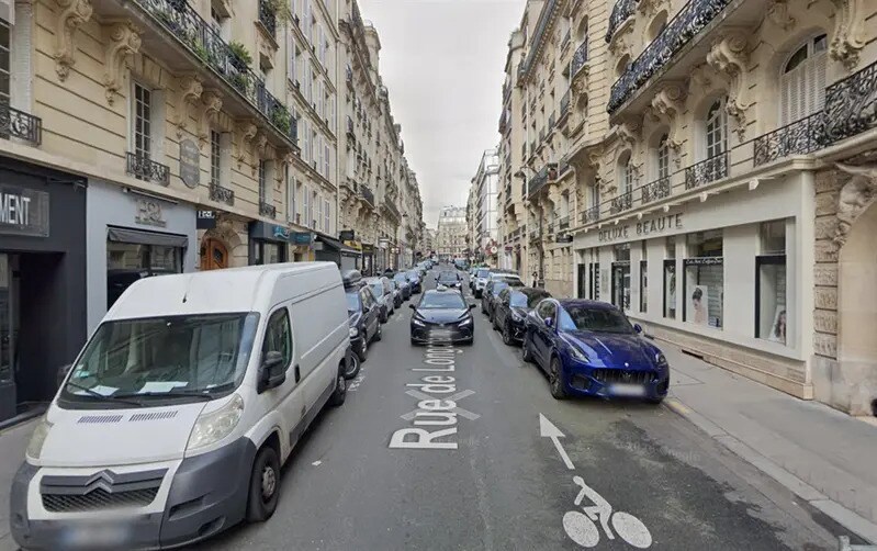 Local commercial dans Paris à louer Photo de l’immeuble– Image 1 sur 3