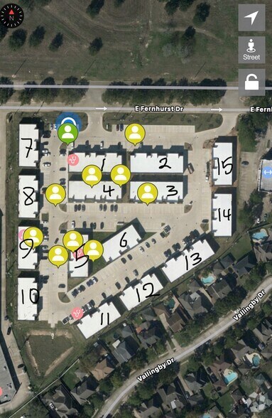 633 E Fernhurst Dr, Katy, TX à vendre - Photo de l’immeuble – Image 2 sur 25