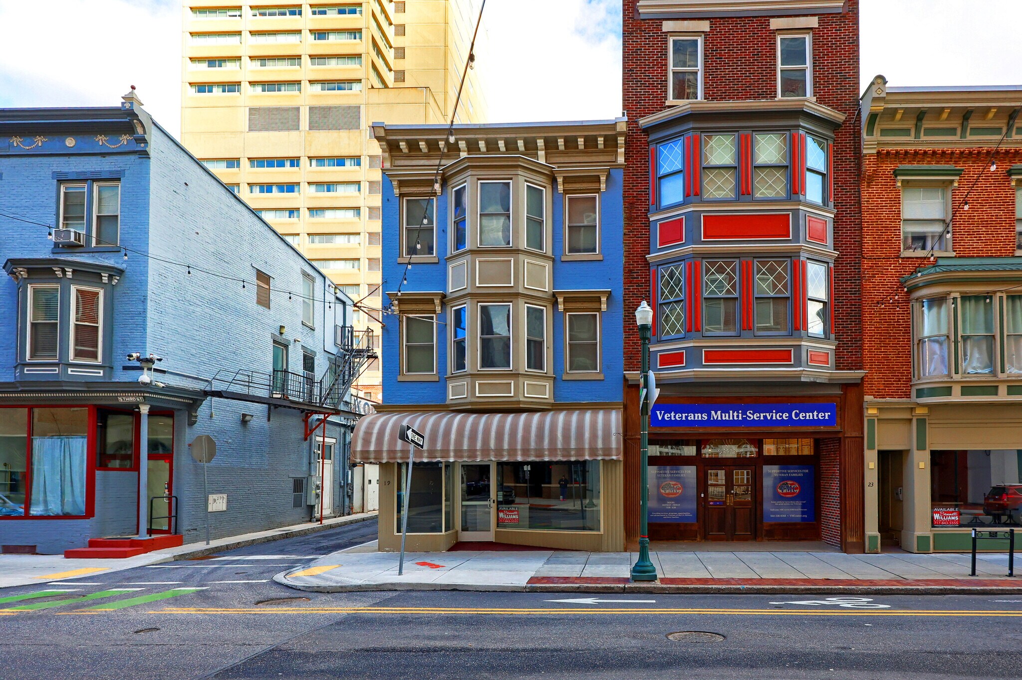 19 S 3rd St, Harrisburg, PA à louer Photo de l’immeuble– Image 1 sur 2