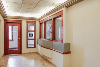 77 Monroe Center St NW, Grand Rapids, MI à louer Photo intérieure– Image 1 sur 12