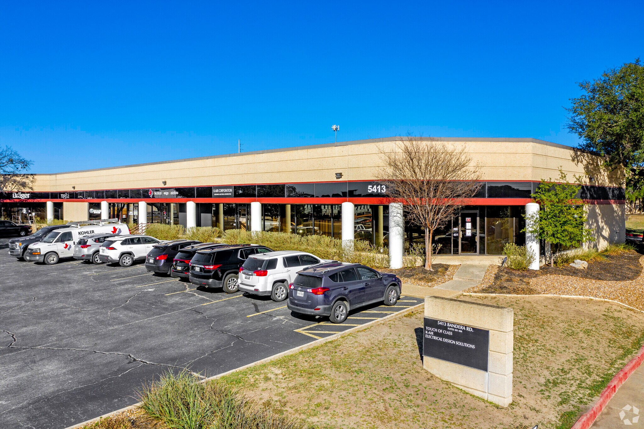 5407-5419 Bandera Rd, San Antonio, TX à louer Photo principale– Image 1 sur 10