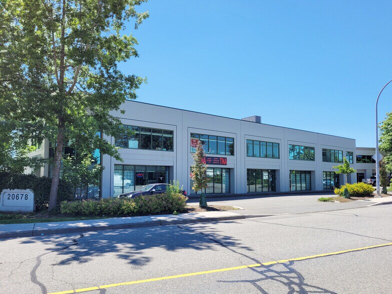 20678 Duncan Way, Langley, BC à louer - Photo de l’immeuble – Image 2 sur 5