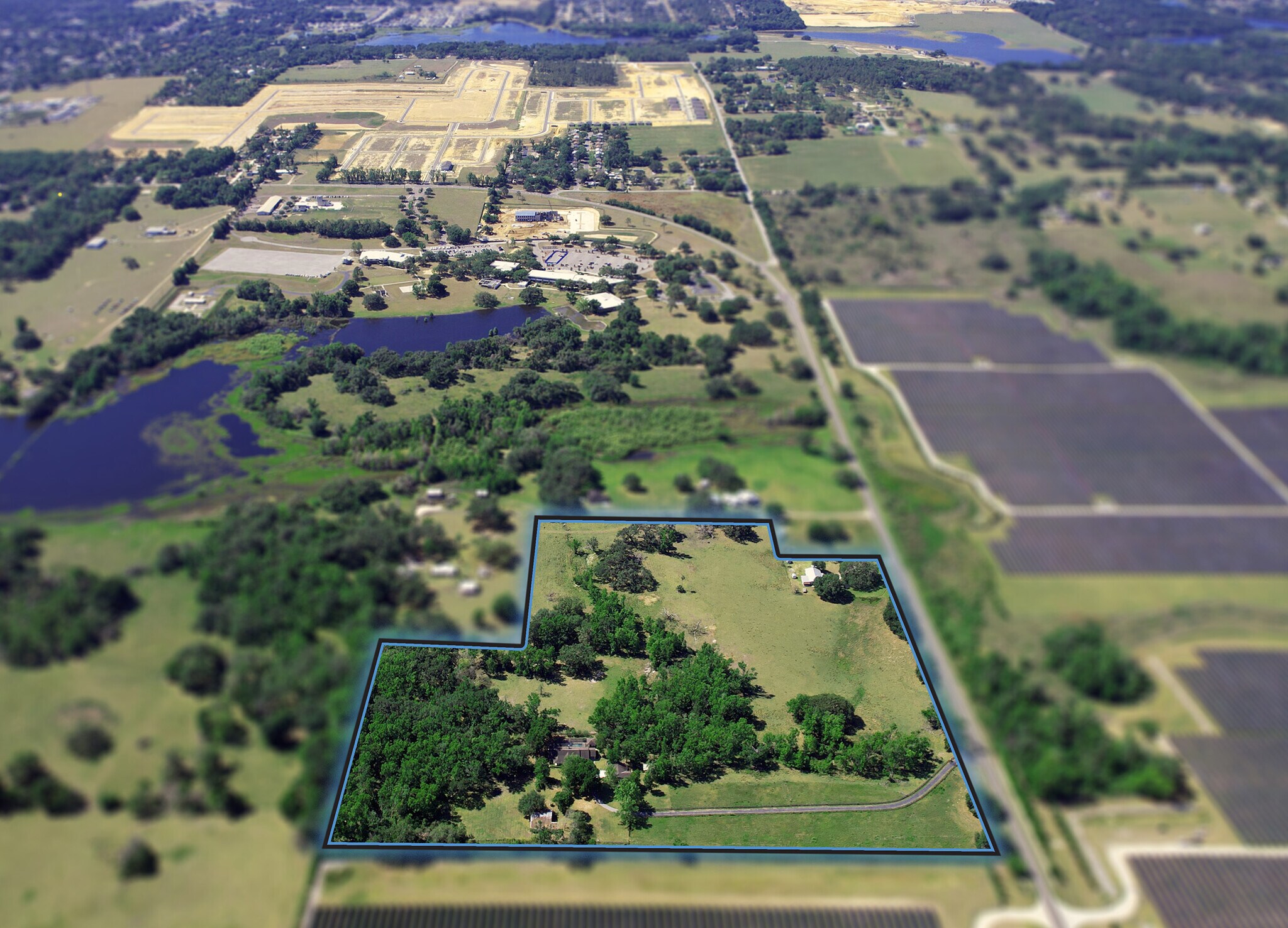 36641 Blanton Rd, Dade City, FL à vendre Photo de l’immeuble– Image 1 sur 29