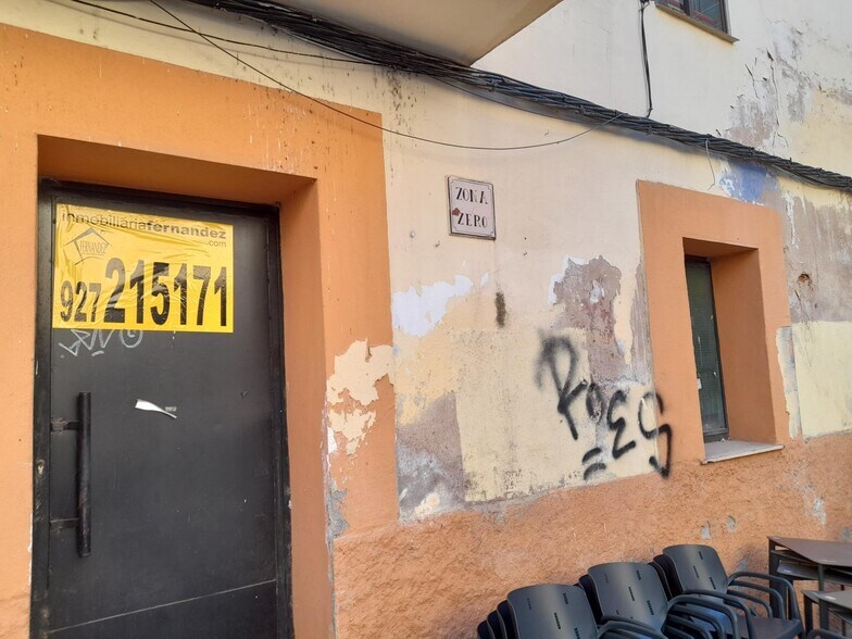 Local commercial dans Cáceres, Cáceres à vendre - Photo de l’immeuble – Image 2 sur 11