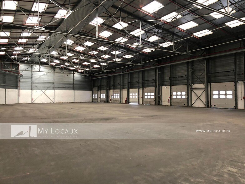Industriel/Logistique dans Gennevilliers à louer - Photo de l’immeuble – Image 2 sur 4