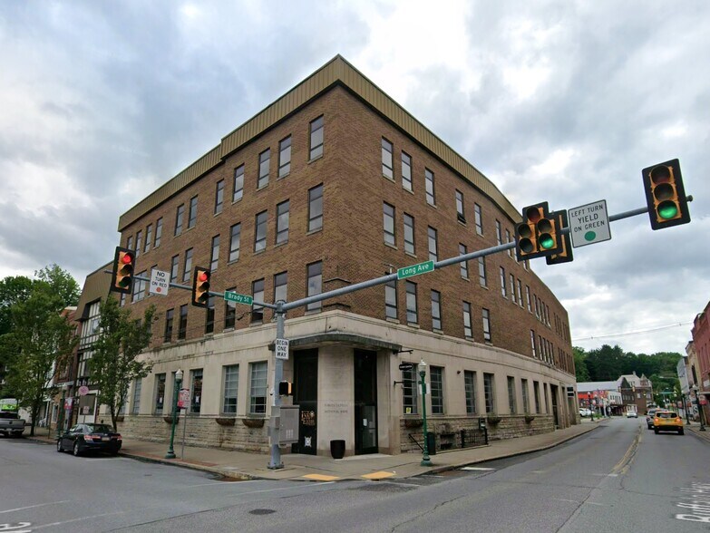 2 E Long Ave, Dubois, PA à louer - Photo de l’immeuble – Image 1 sur 34