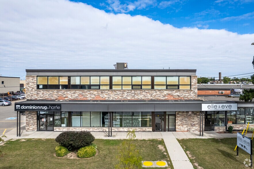 44-52 Samor Rd, Toronto, ON à louer - Photo de l’immeuble – Image 3 sur 4