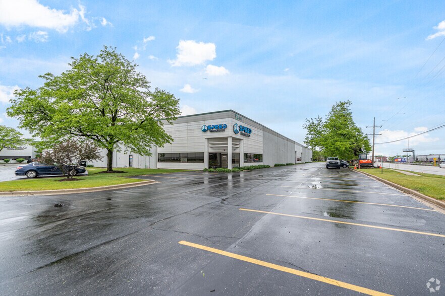 400-440 N York Rd, Bensenville, IL à louer - Photo de l’immeuble – Image 2 sur 6