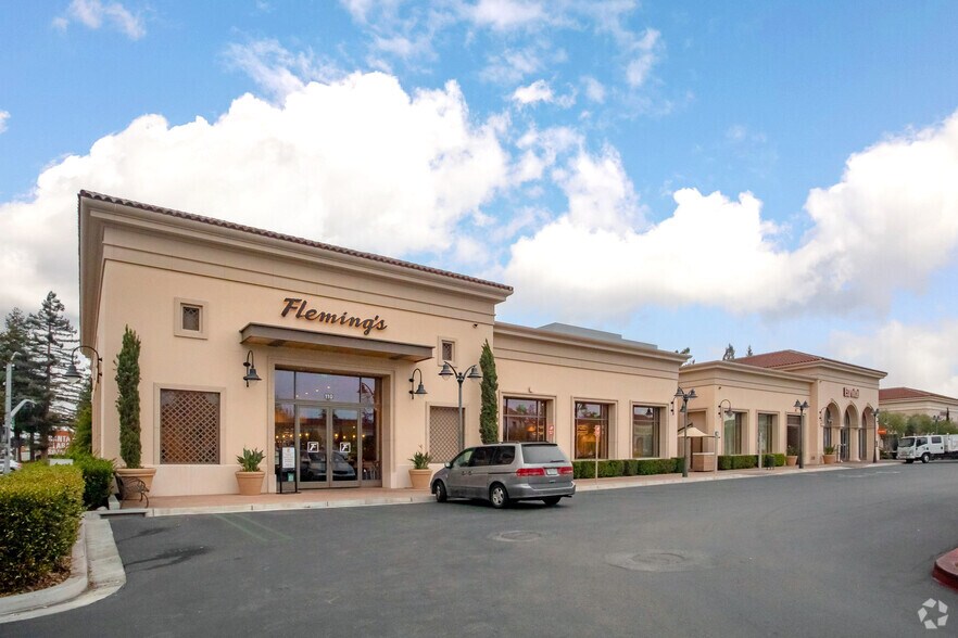Bowers Ave, Santa Clara, CA à louer - Photo de l’immeuble – Image 3 sur 3