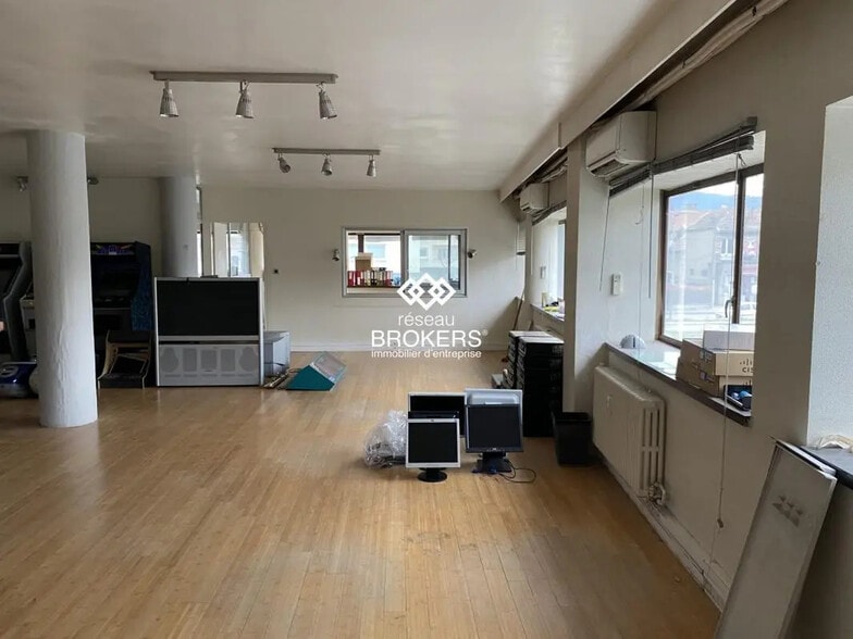 Bureau dans Grenoble à vendre - Photo de l’immeuble – Image 2 sur 7