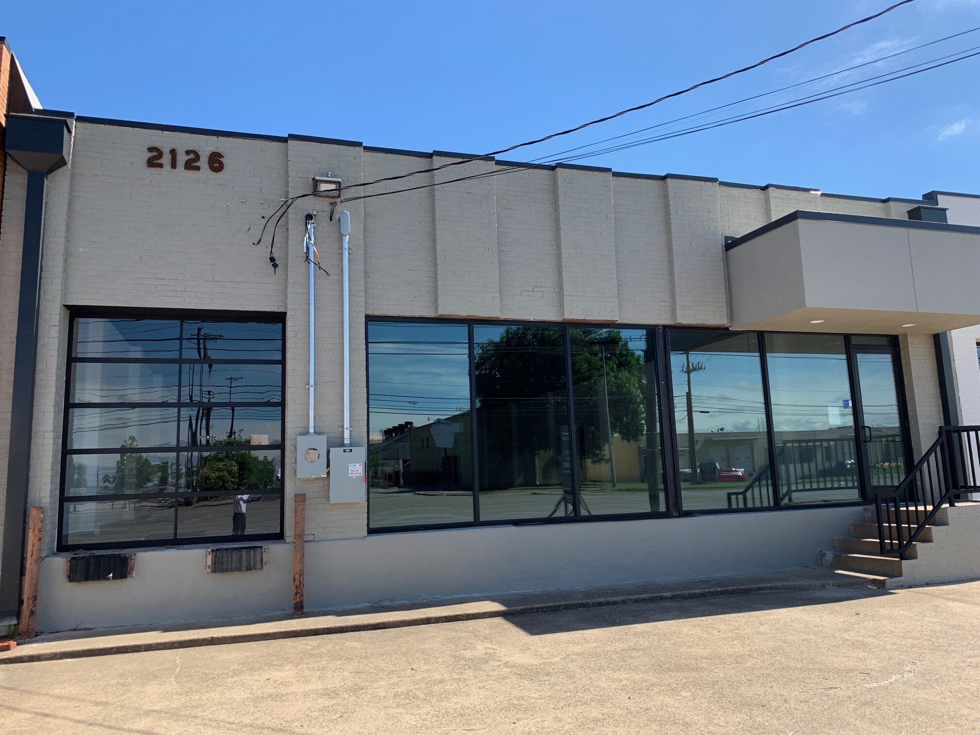 2126 Irving Blvd, Dallas, TX à vendre Photo de l’immeuble– Image 1 sur 7
