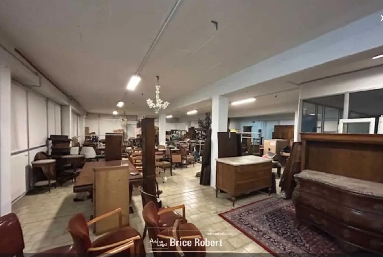 Local d’activités dans Villeurbanne à louer Photo intérieure– Image 1 sur 3