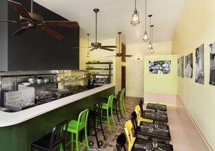 671-689 Washington Ave, Brooklyn, NY à louer Photo intérieure– Image 2 sur 6